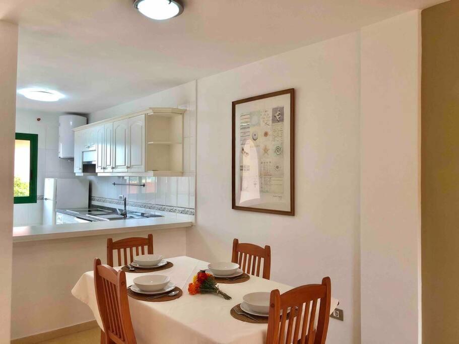Luminoso Apartamento Con Piscina Y Parking Lägenhet Puerto de la Cruz  Exteriör bild